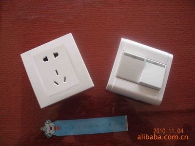 靖江新滬五金交電銷(xiāo)售部 專業(yè)機(jī)床燈生產(chǎn)銷(xiāo)售與技術(shù)參數(shù)解析